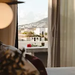 Kalea Luxury