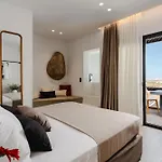 Kalea Luxury